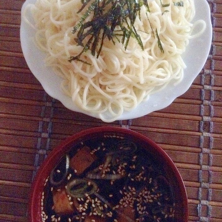 ニンニクマシマシ☆スタミナ素麺＠さつま揚げ入り。